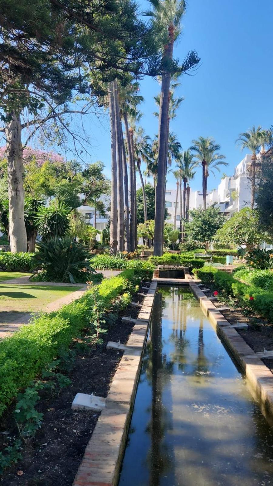 Laalcazaba Garden *