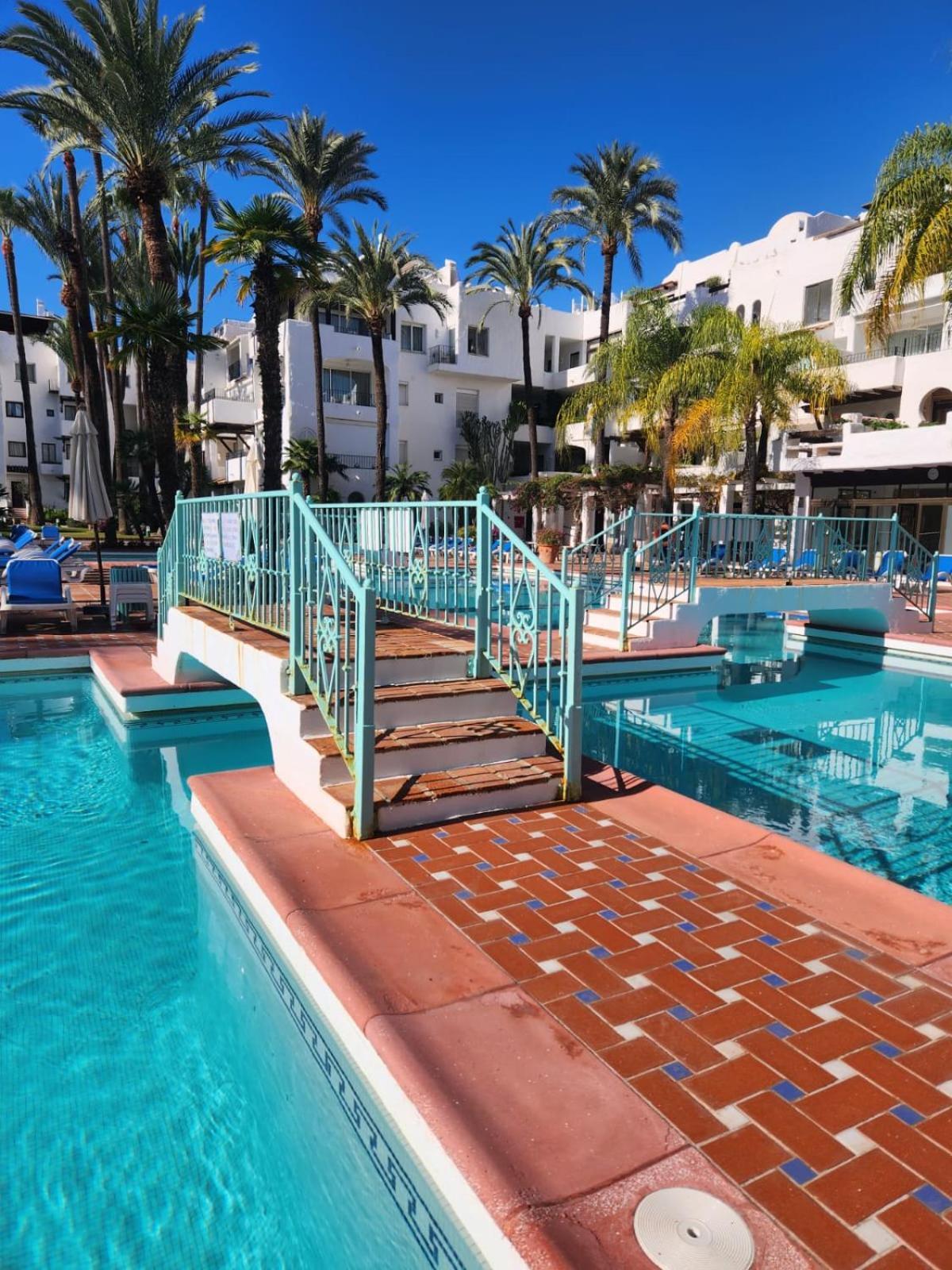 Laalcazaba Garden Apartment